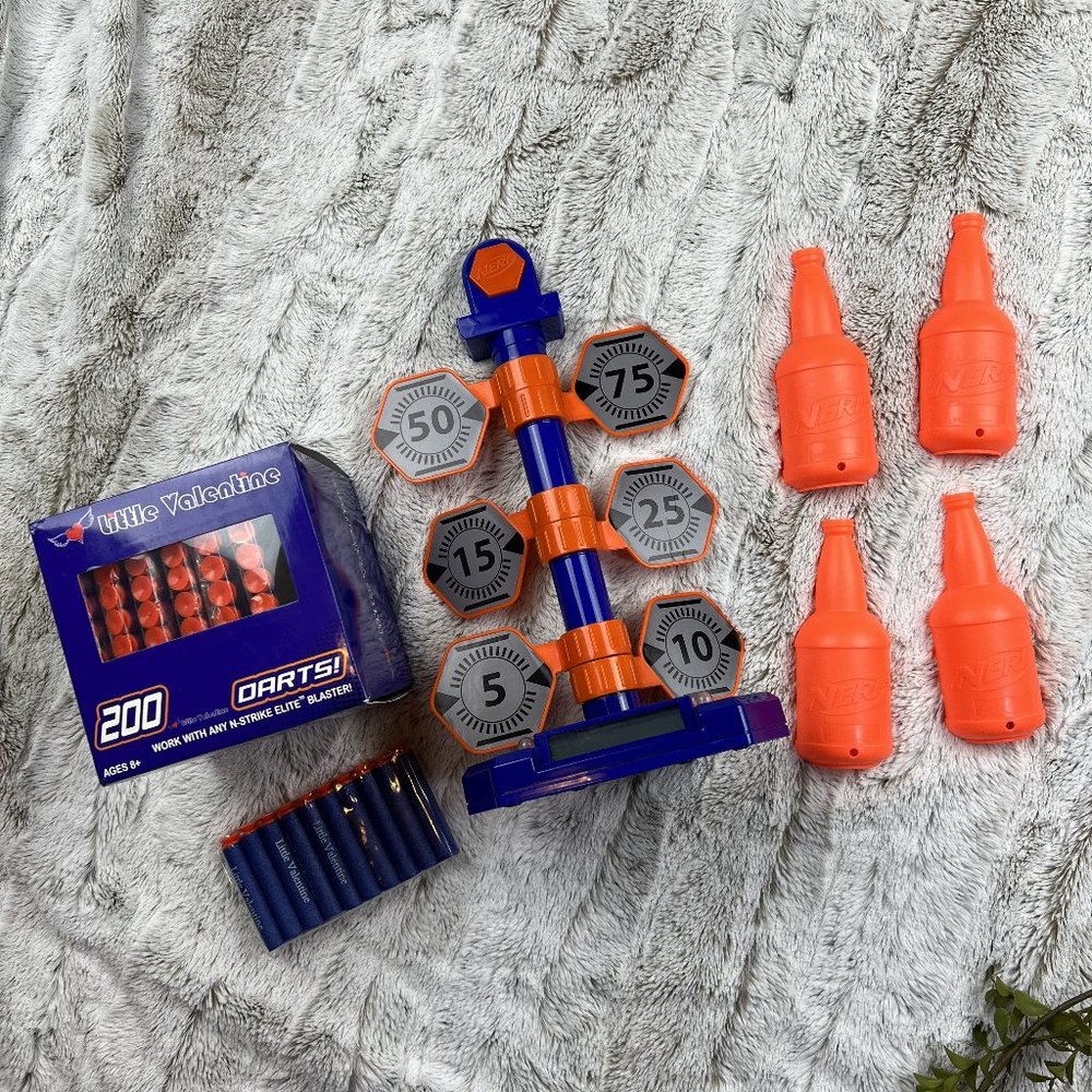 [Nerf] Bulls-Eye Digital Target; (4) Bottle Half- Targets; (150) Suction Darts